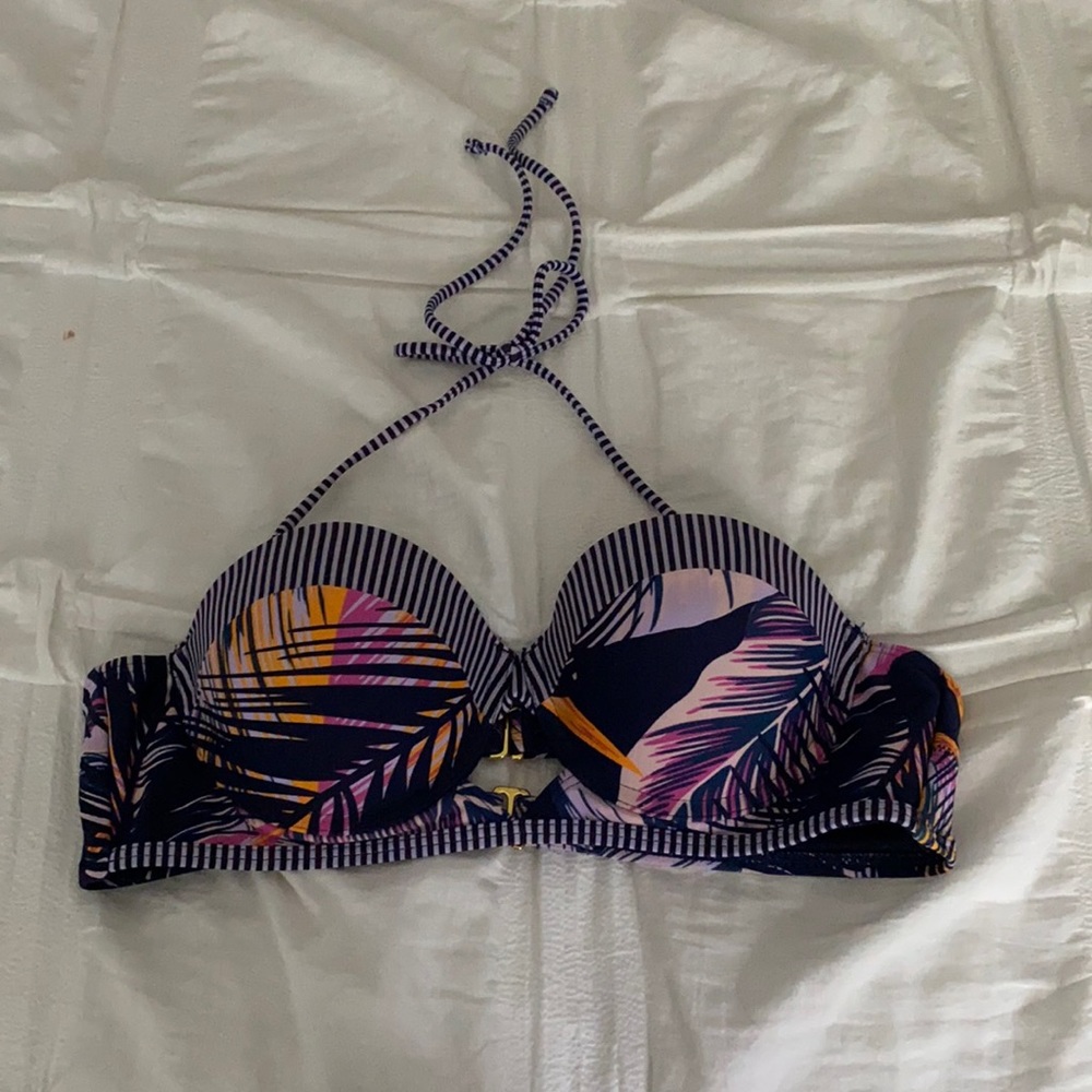 bikini top